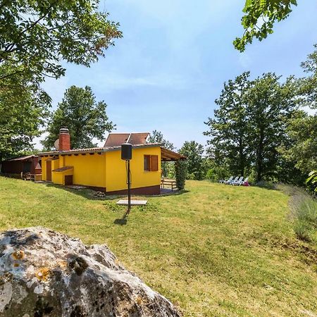 Vacation Home Latini Hum Экстерьер фото